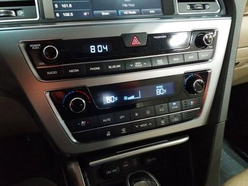 Used 2015 Hyundai Sonata Limited w/ Option Group 06 image 7