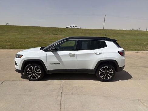 Used 2024 Jeep Compass Limited AWD/4WD image 6