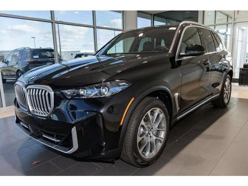 New 2026 BMW X5 xDrive40i w/ Premium Package image 44