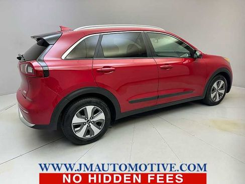 Used 2017 Kia Niro LX image 5