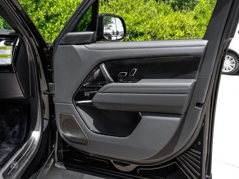 New 2026 Land Rover Range Rover SV AWD/4WD image 57