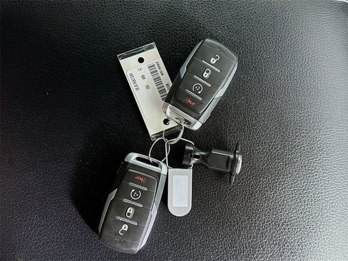 Used 2021 RAM 1500 Big Horn image 35