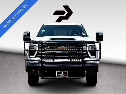 Used 2024 Chevrolet Silverado 2500 LTZ w/ LTZ Plus Package AWD/4WD image 3