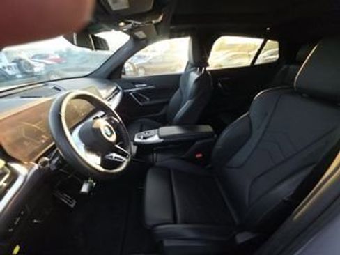 Used 2025 BMW X2 xDrive28i image 4