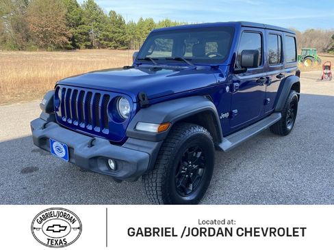 Used 2018 Jeep Wrangler Unlimited Sport S image 1