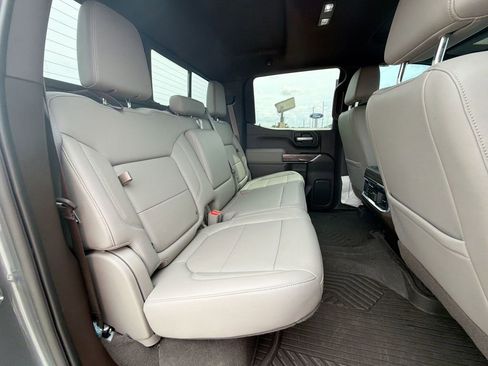 Used 2021 Chevrolet Silverado 1500 LTZ w/ LTZ Premium Package AWD/4WD image 35