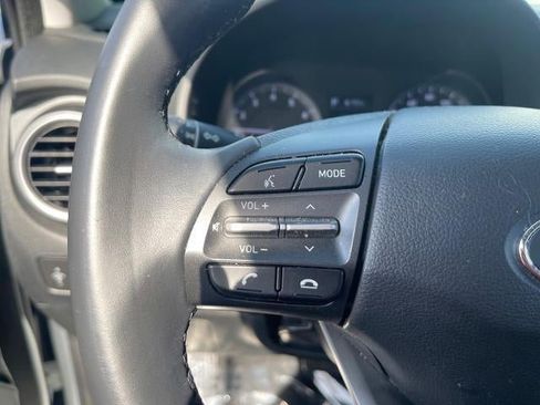 Used 2020 Hyundai Kona SEL image 8