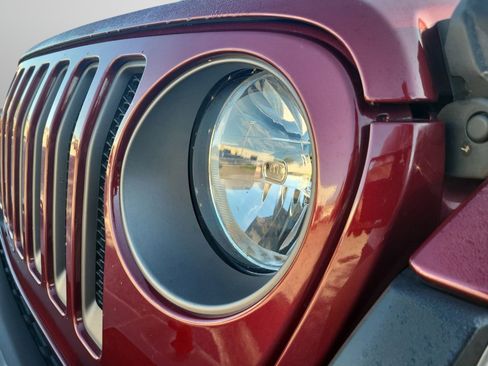 Used 2021 Jeep Wrangler Unlimited Rubicon image 5