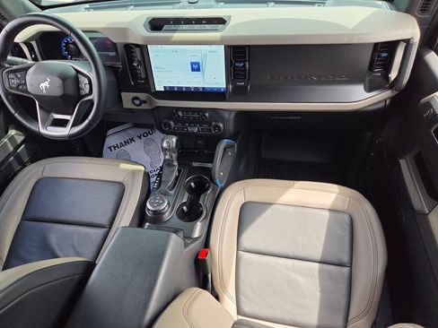 Used 2022 Ford Bronco Wildtrak AWD/4WD image 24
