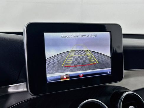 Used 2019 Mercedes-Benz GLC 300 4MATIC image 12