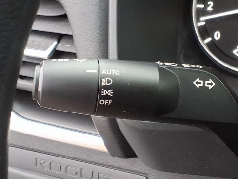 Certified 2023 Nissan Rogue S image 22