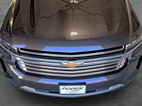 Used 2021 Chevrolet Tahoe High Country w/ Premium Package image 18