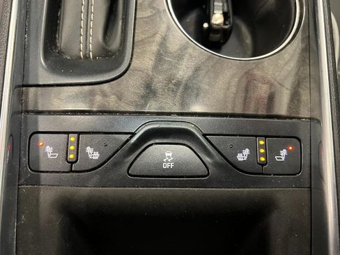 Used 2015 Chevrolet Impala LT image 39