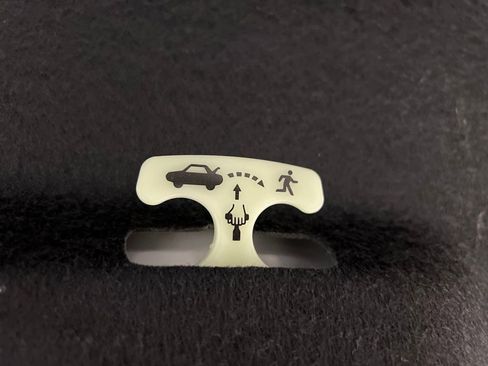 Used 2025 Toyota Camry SE image 31