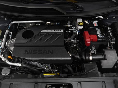 Used 2025 Nissan Rogue SV image 33