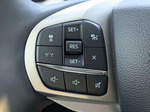 New 2025 Ford Explorer Active w/ Active Comfort Package image 24