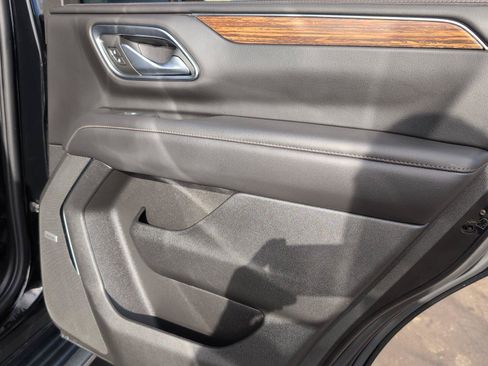 Used 2023 Chevrolet Tahoe High Country AWD/4WD image 37