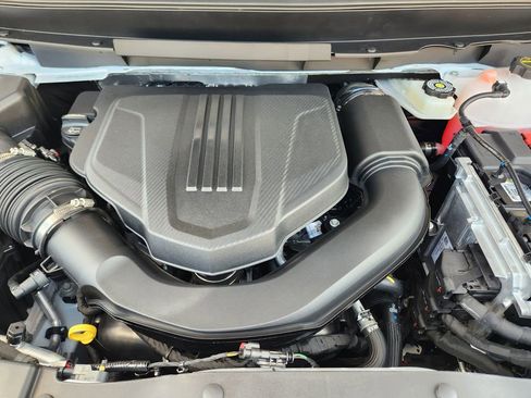 New 2026 Chevrolet Traverse High Country FWD image 21