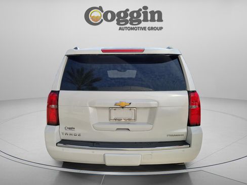 Used 2020 Chevrolet Tahoe Premier RWD image 3