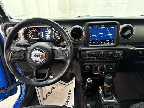 Used 2021 Jeep Wrangler Sport AWD/4WD image 26