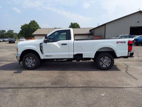 New 2025 Ford F250 XLT w/ 360-Degree Camera Package AWD/4WD image 9