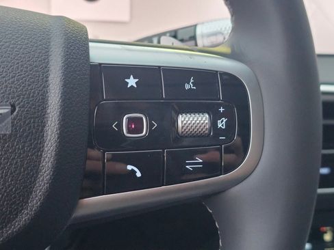 New 2026 Genesis GV70 2.5T Advanced image 35