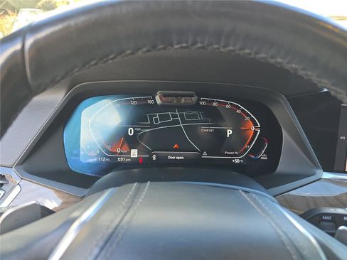 Used 2021 BMW X5 xDrive40i w/ Executive Package image 32