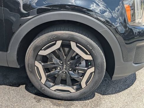 Used 2024 Kia Telluride S w/ S Sunroof Package FWD image 9