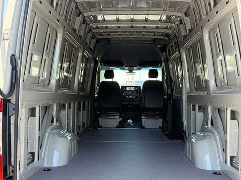 New 2026 Mercedes-Benz Sprinter 2500 image 19