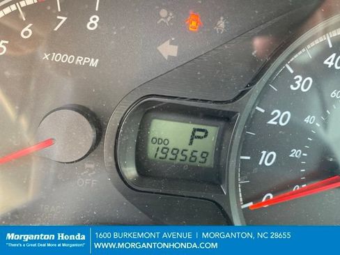 Used 2013 Toyota Sienna LE FWD image 3