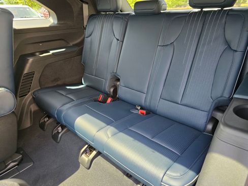 New 2025 Cadillac Escalade IQ Luxury 2 image 18