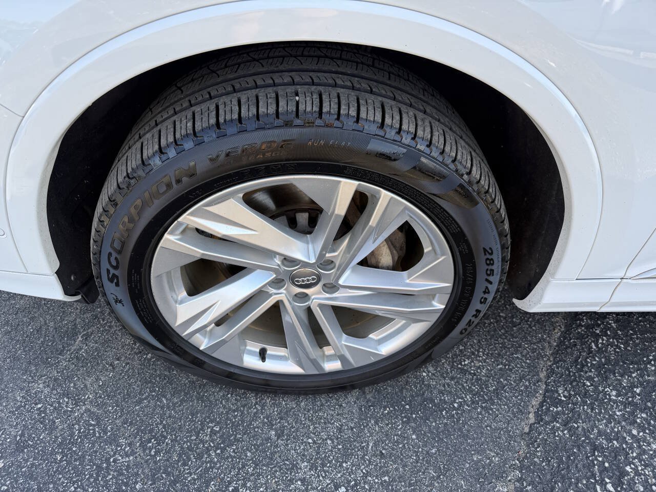 Used 2020 Audi Q7 2.0T Premium Plus w/ Premium Plus Package AWD/4WD image 9