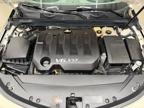 Used 2014 Chevrolet Impala LTZ FWD image 7