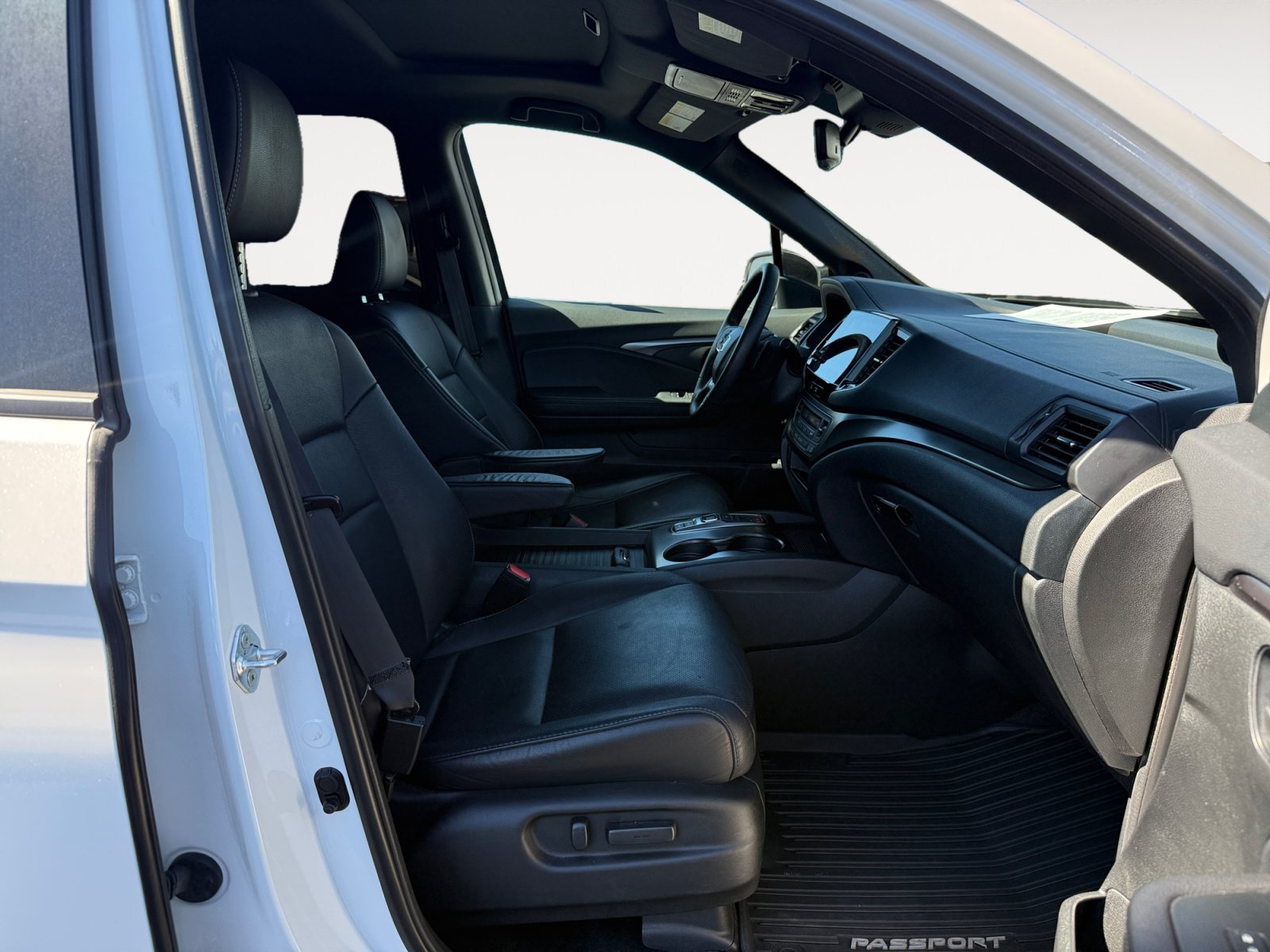 Certified 2023 Honda Passport EX-L image 19