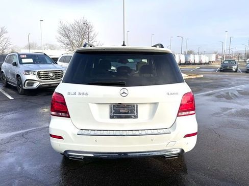 Used 2015 Mercedes-Benz GLK 350 4MATIC image 9