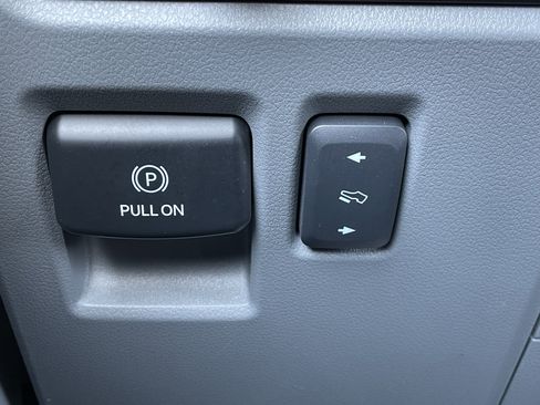 Used 2023 Ford F150 XLT w/ Equipment Group 302A High image 21