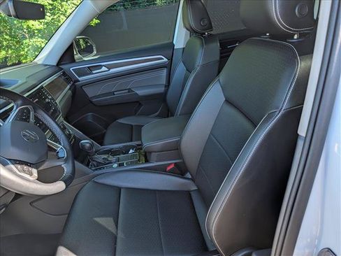 Used 2023 Volkswagen Atlas SE w/ Panoramic Sunroof Package FWD image 30