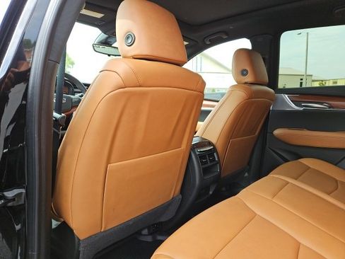 New 2025 Cadillac XT5 Premium Luxury w/ Technology Package image 9