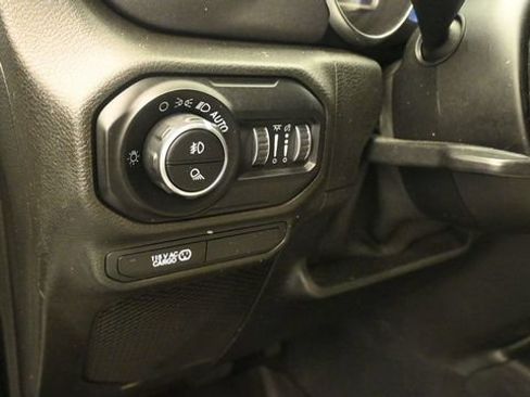Used 2020 Jeep Gladiator Mojave AWD/4WD image 14