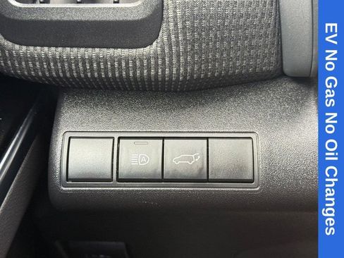Used 2023 Toyota bZ4X AWD w/ Weather Package image 29