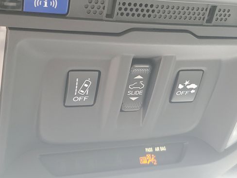 Certified 2023 Subaru Forester Wilderness AWD/4WD image 32