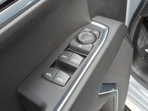 Certified 2024 Chevrolet Silverado 1500 LT image 6