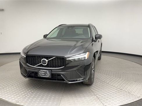 Certified 2025 Volvo XC60 B5 Plus image 7