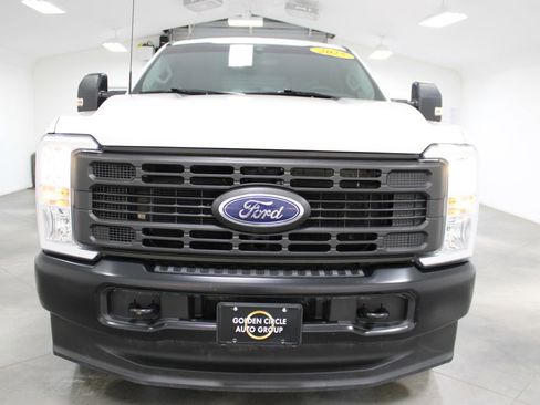 Used 2025 Ford F250 XL w/ FX4 Off-Road Package AWD/4WD image 3