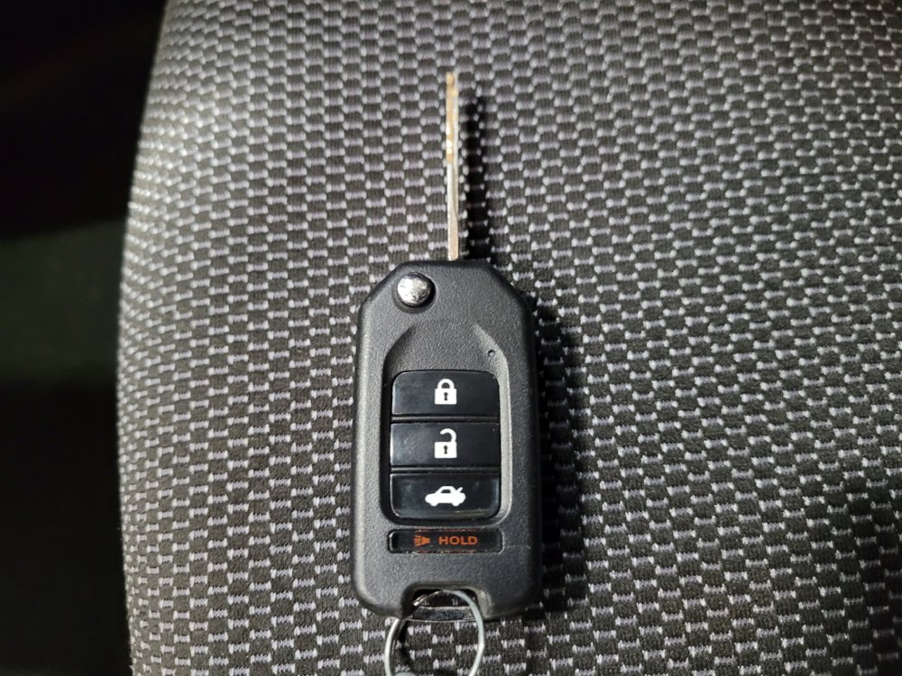 Used 2019 Nissan Versa SV FWD image 32