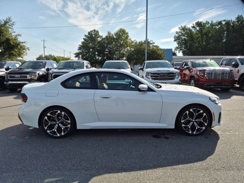 Used 2025 BMW 230i xDrive Coupe w/ Convenience Package AWD/4WD image 2