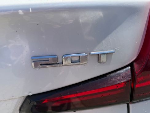 Used 2019 Cadillac XT4 Premium Luxury w/ Driver Awareness Package FWD image 9