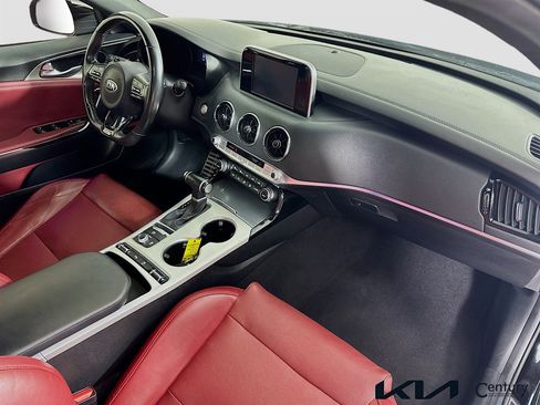 Used 2020 Kia Stinger GT image 27