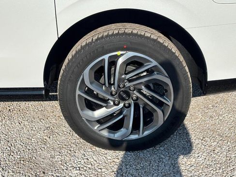 New 2026 Lincoln Navigator L Reserve image 9