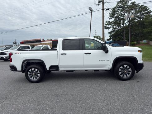 New 2026 Chevrolet Silverado 2500 Custom w/ Custom Value Package AWD/4WD image 6